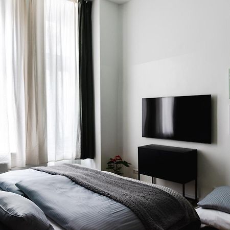 Exklusive Luxus-Unterkunft In Berlin Mitte: 2 Apartments, 130M², Designer-Moebel, Co2 Neutrale Reinigung Екстер'єр фото