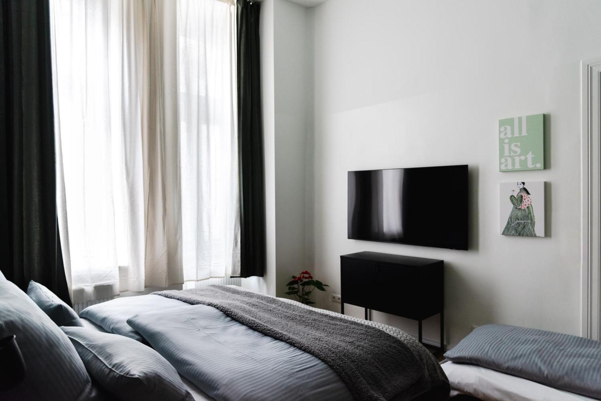 Exklusive Luxus-Unterkunft In Berlin Mitte: 2 Apartments, 130M², Designer-Moebel, Co2 Neutrale Reinigung Екстер'єр фото